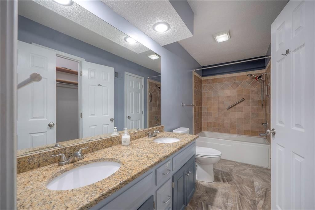 12538 Broadmoor Street — photo 19
