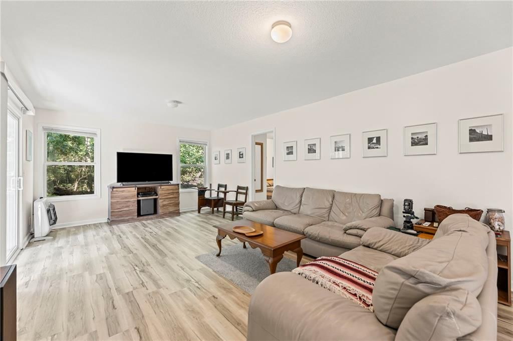 Photo 13 of 47 - 130 Spruce Drive
