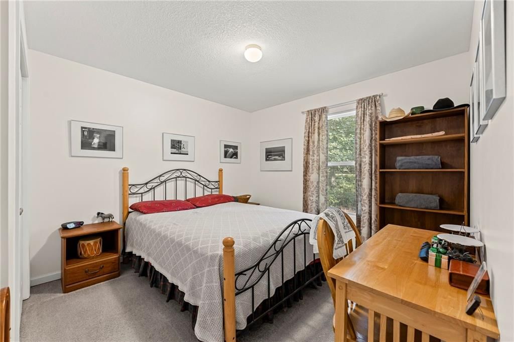 Photo 16 of 47 - 130 Spruce Drive