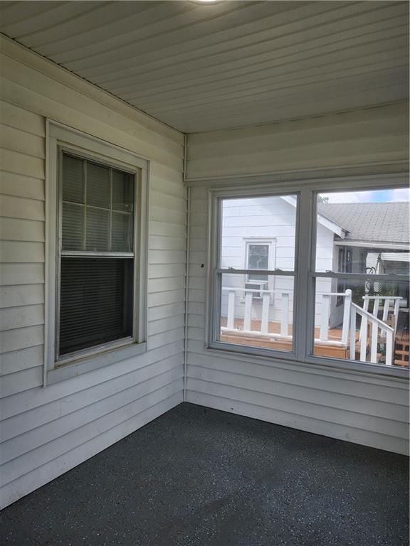 3118 Kensington Avenue — photo 2
