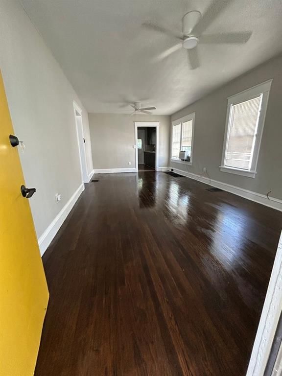 3118 Kensington Avenue — photo 4