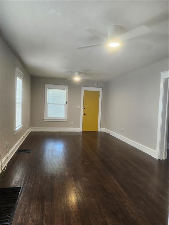 3118 Kensington Avenue — photo 7