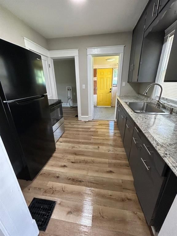 3118 Kensington Avenue — photo 9