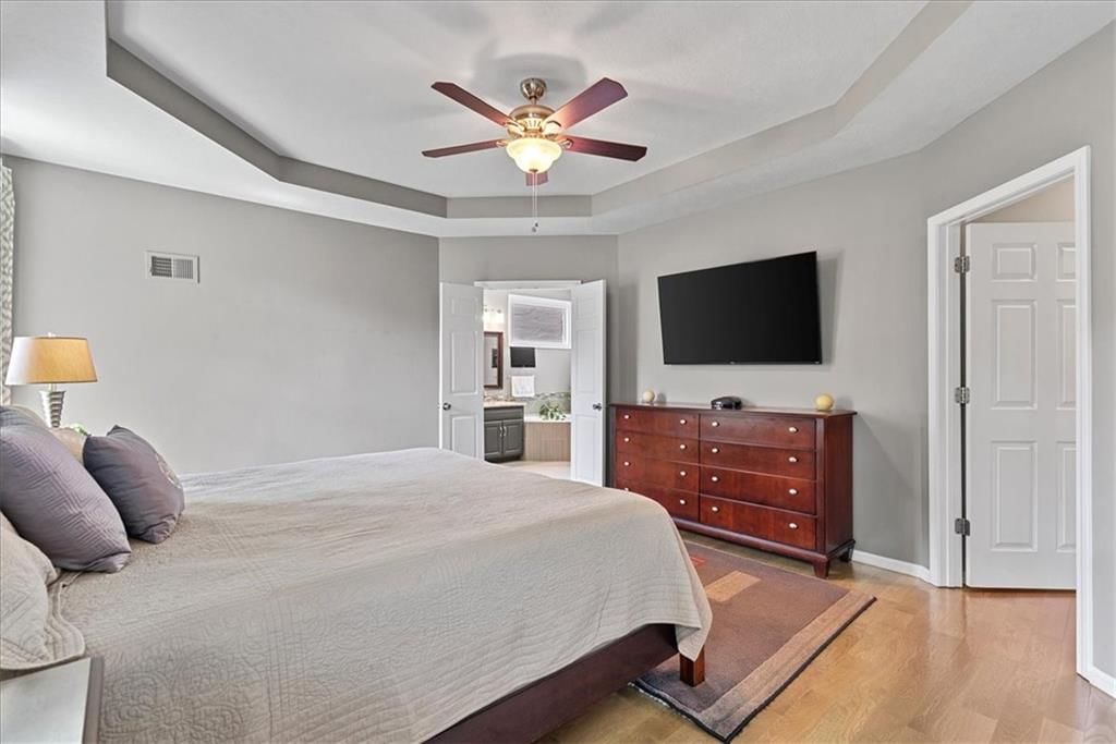 2213 W 122 Street — photo 13