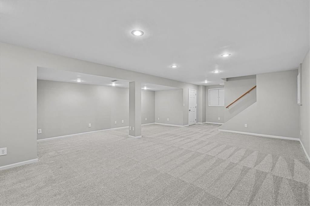 2213 W 122 Street — photo 30