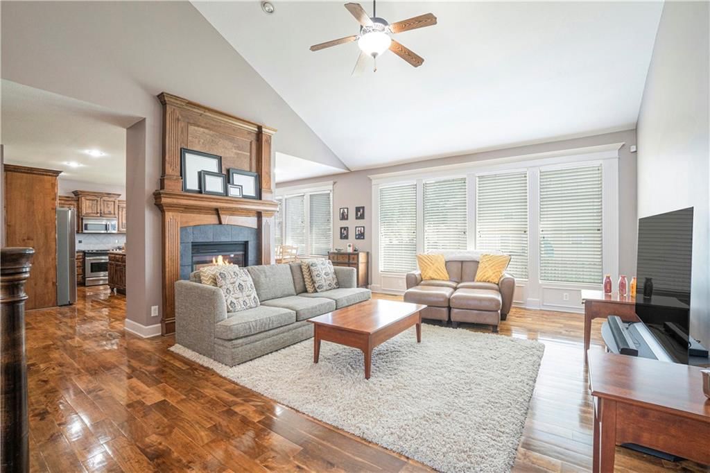 Photo 7 of 47 - 601 SW 33rd Street