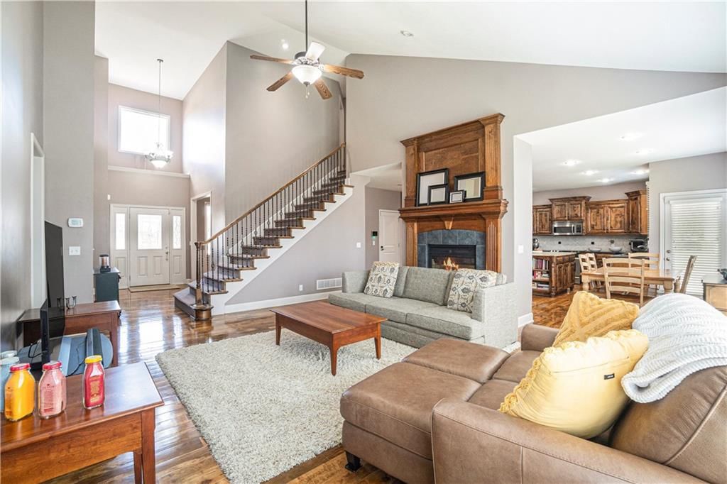 Photo 8 of 47 - 601 SW 33rd Street