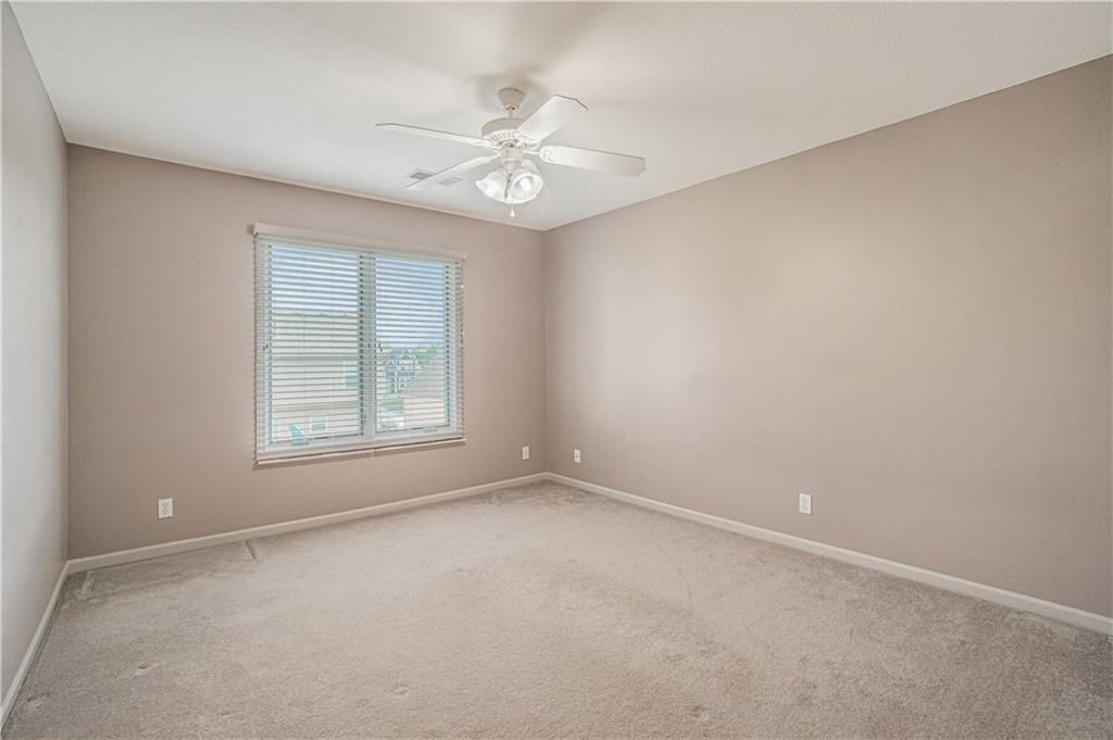 Photo 28 of 47 - 601 SW 33rd Street