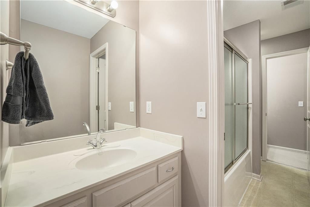 Photo 32 of 47 - 601 SW 33rd Street
