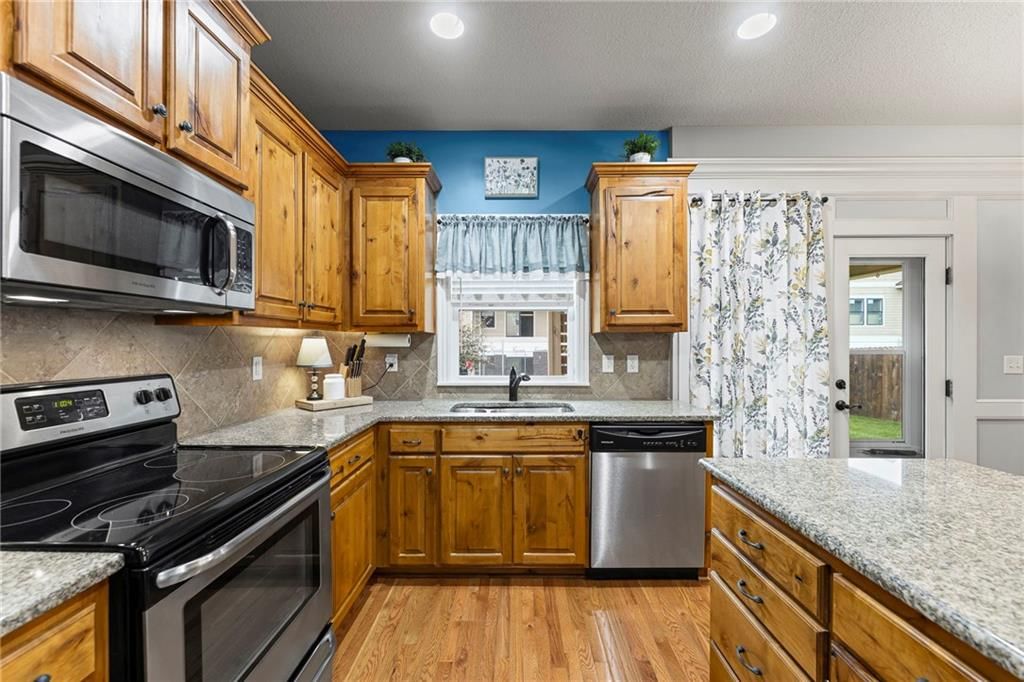 34034 W 90TH Circle — photo 17