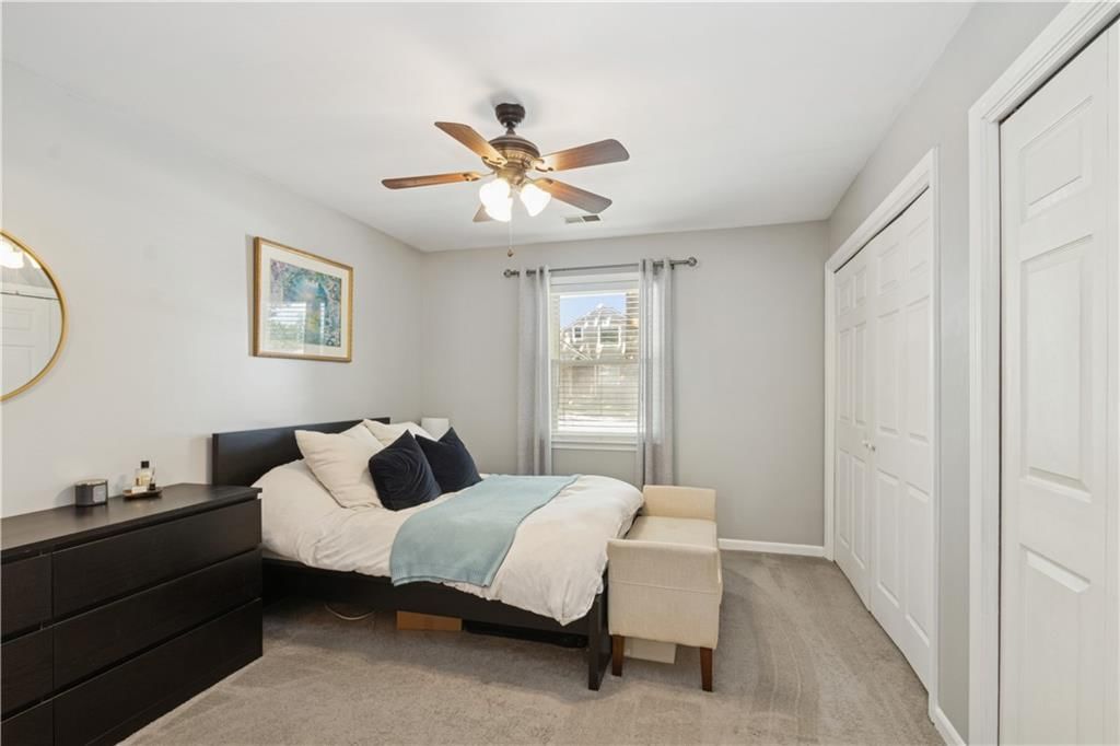 5240 Maple Street — photo 16