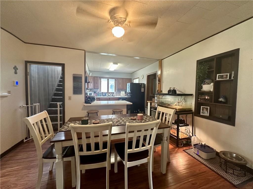406 E Cherry Street — photo 9