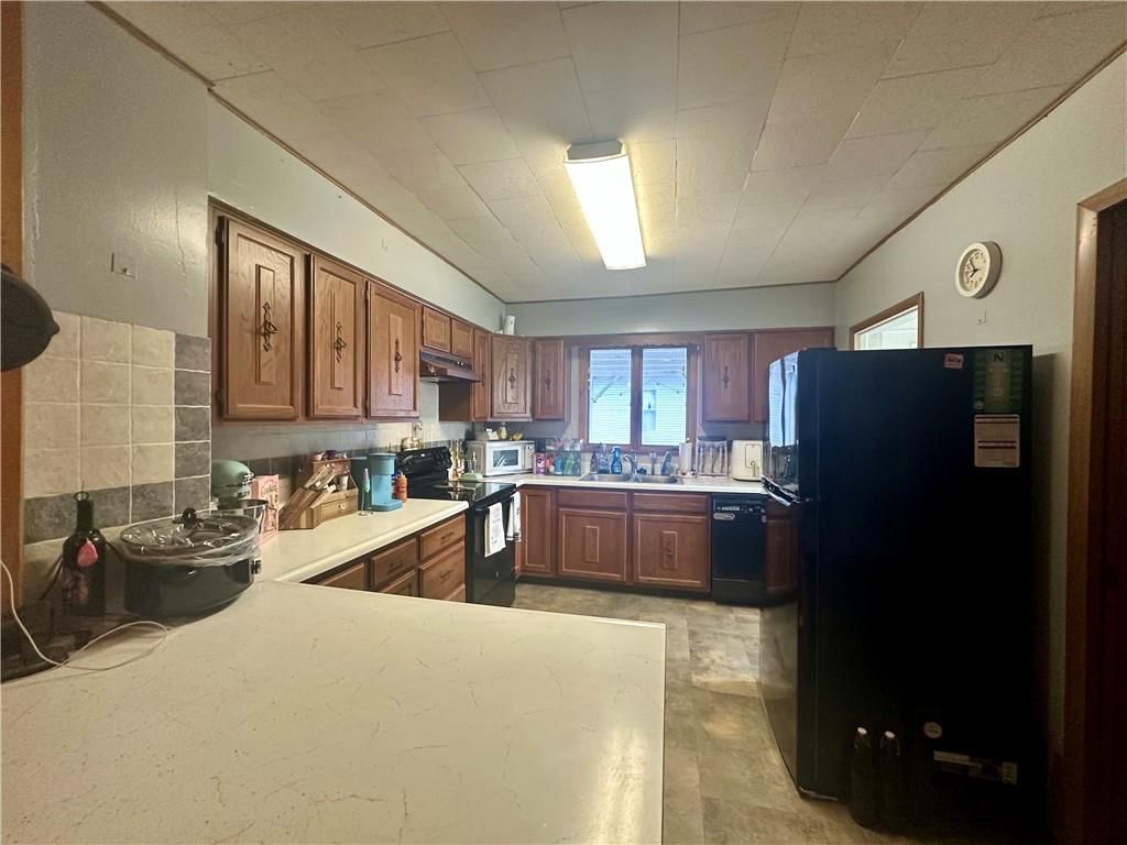406 E Cherry Street — photo 10