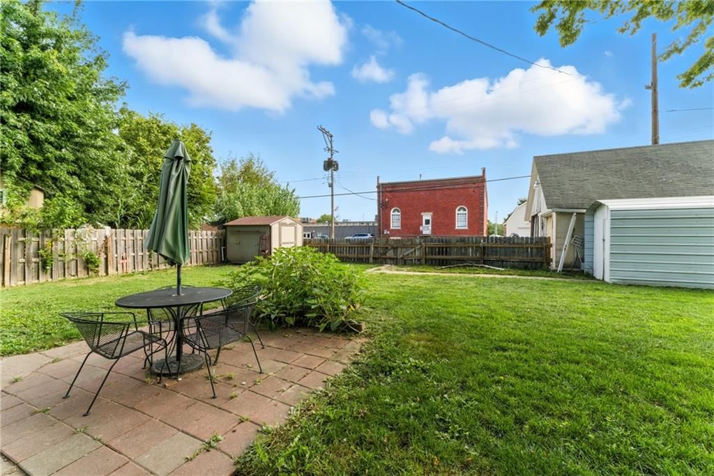 Photo 7 of 29 - 515 2nd Street