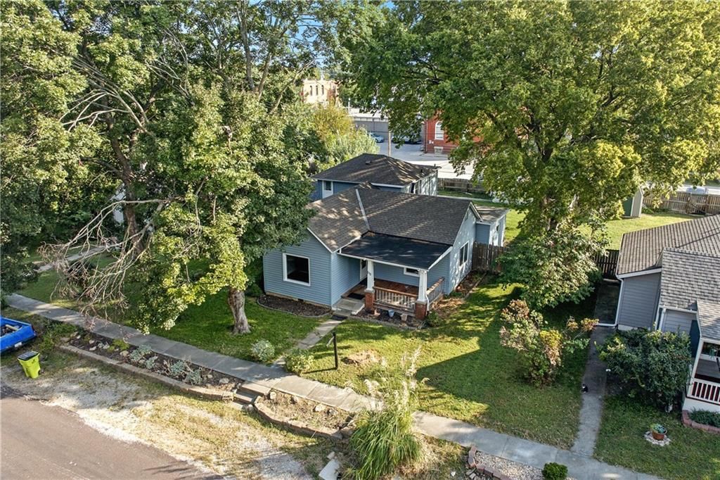 Photo 18 of 29 - 515 2nd Street