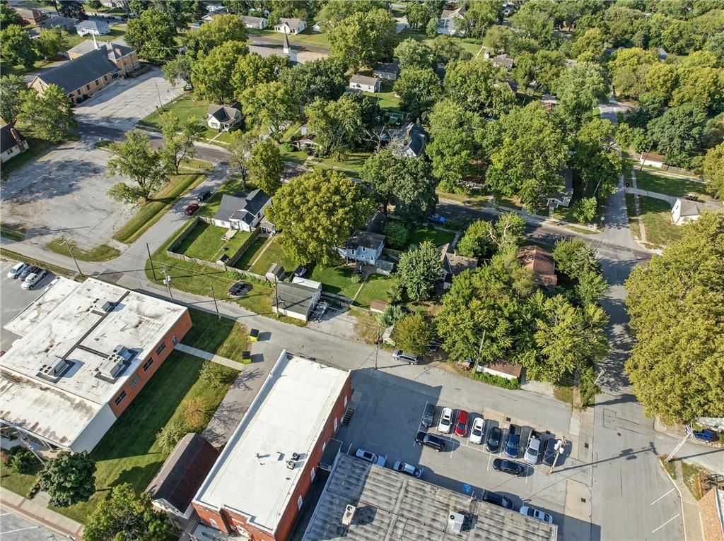 Photo 22 of 29 - 515 2nd Street