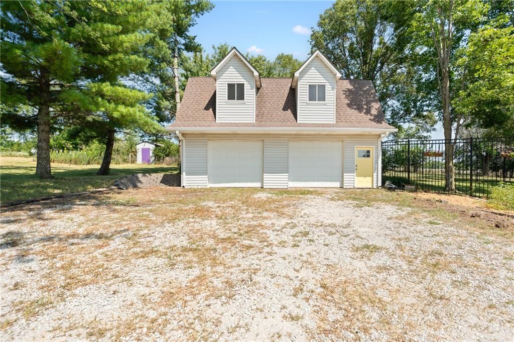 32204 E County Line Road — photo 34