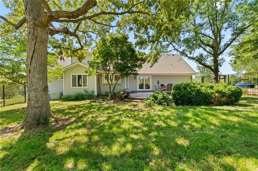 32204 E County Line Road — photo 38