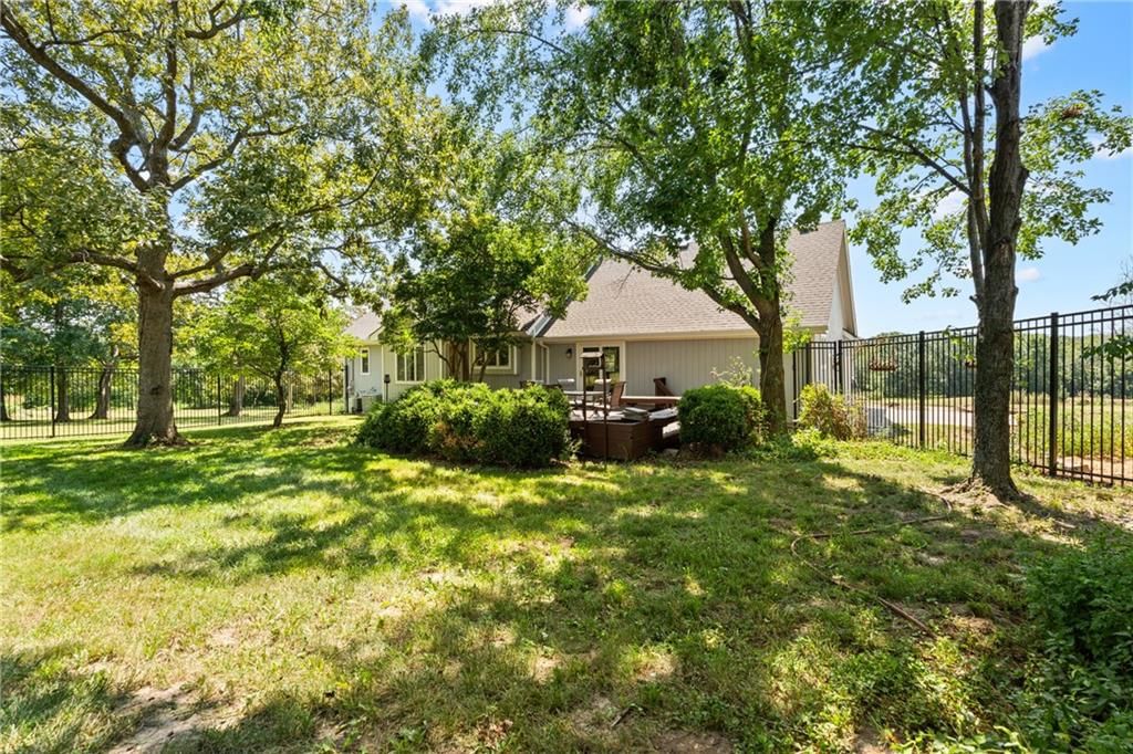 32204 E County Line Road — photo 42