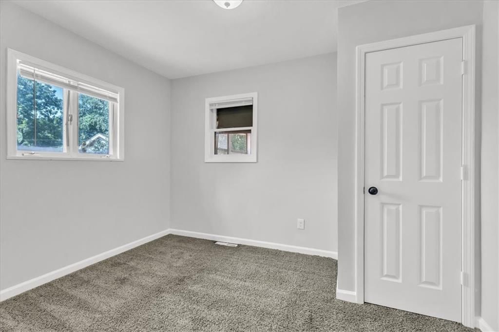 5330 NW Waukomis Drive — photo 16