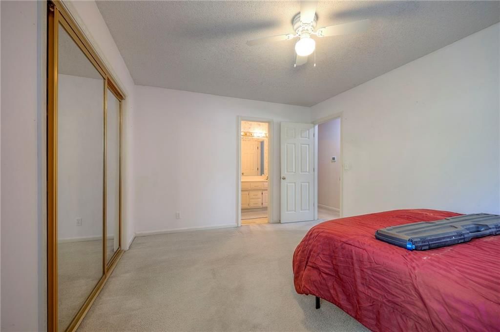 Photo 18 of 32 - 18880 W 116th Street