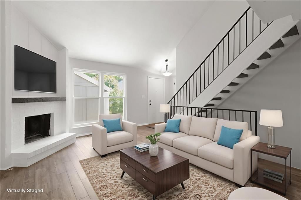 5743 N London Avenue — photo 5