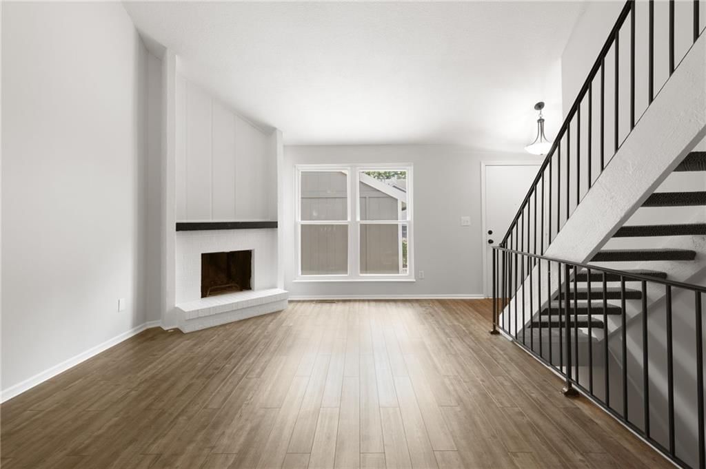 5743 N London Avenue — photo 10