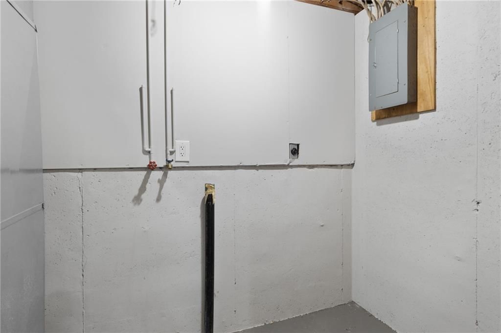 5743 N London Avenue — photo 32