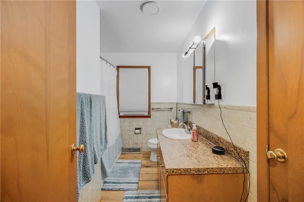 Photo 15 of 27 - 1 W 15th Street