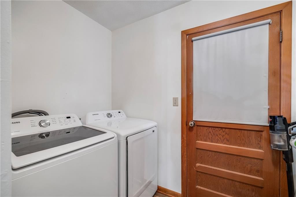Photo 16 of 27 - 1 W 15th Street