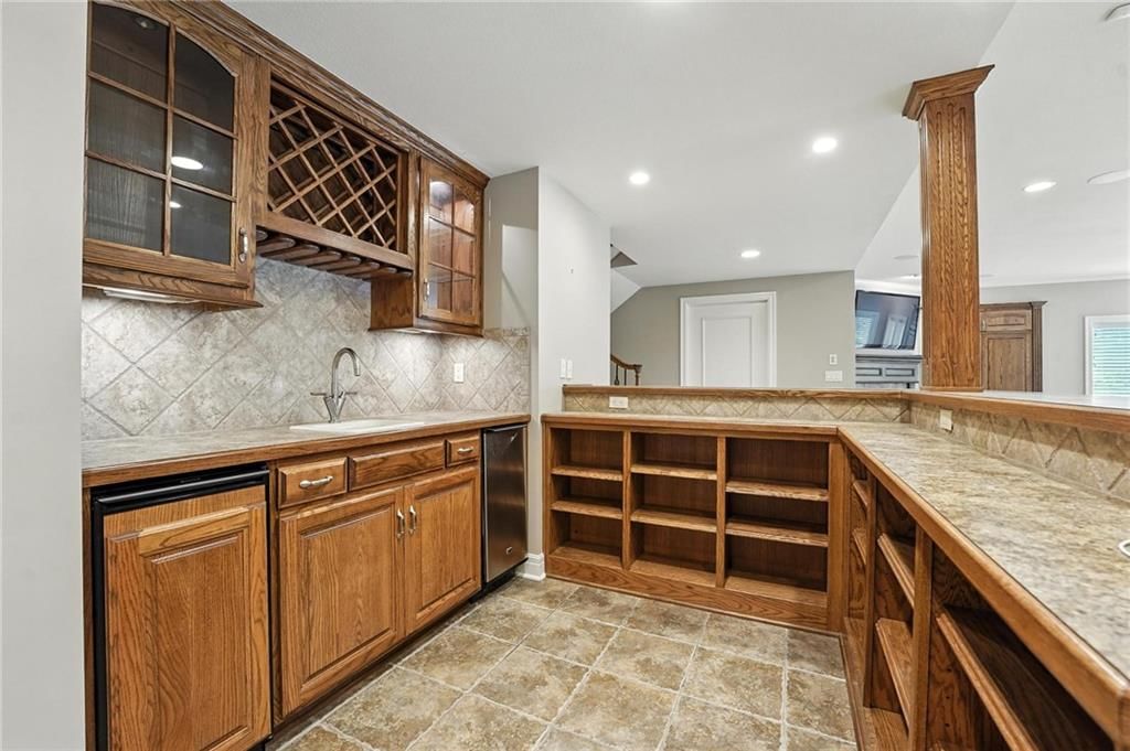 4209 W 114th Street — photo 51