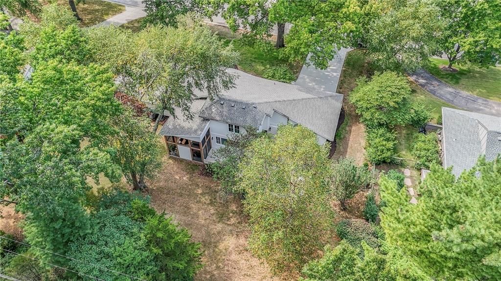 Photo 39 of 41 - 9707 Sagamore Road