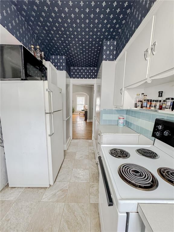 311 W 3rd Street — photo 10