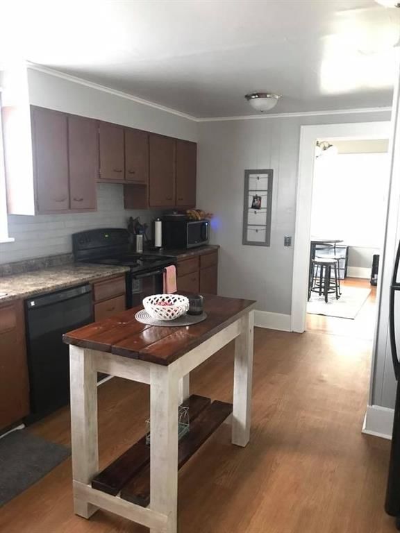 315 W 3 Street — photo 19