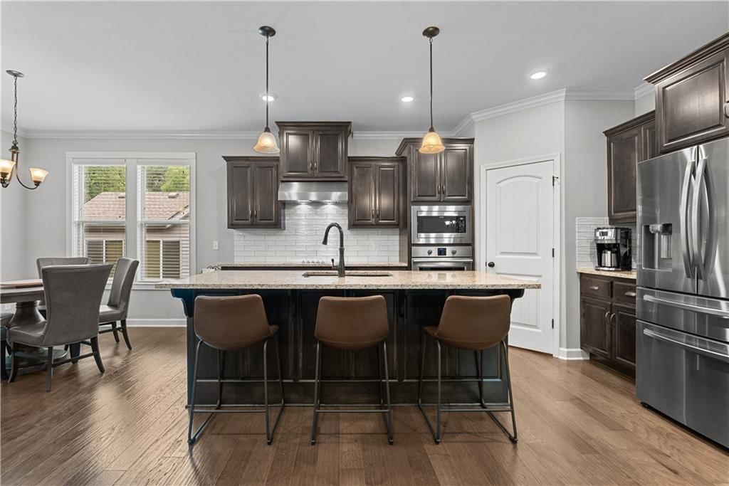 Photo 8 of 49 - 2905 NW 86th Terrace
