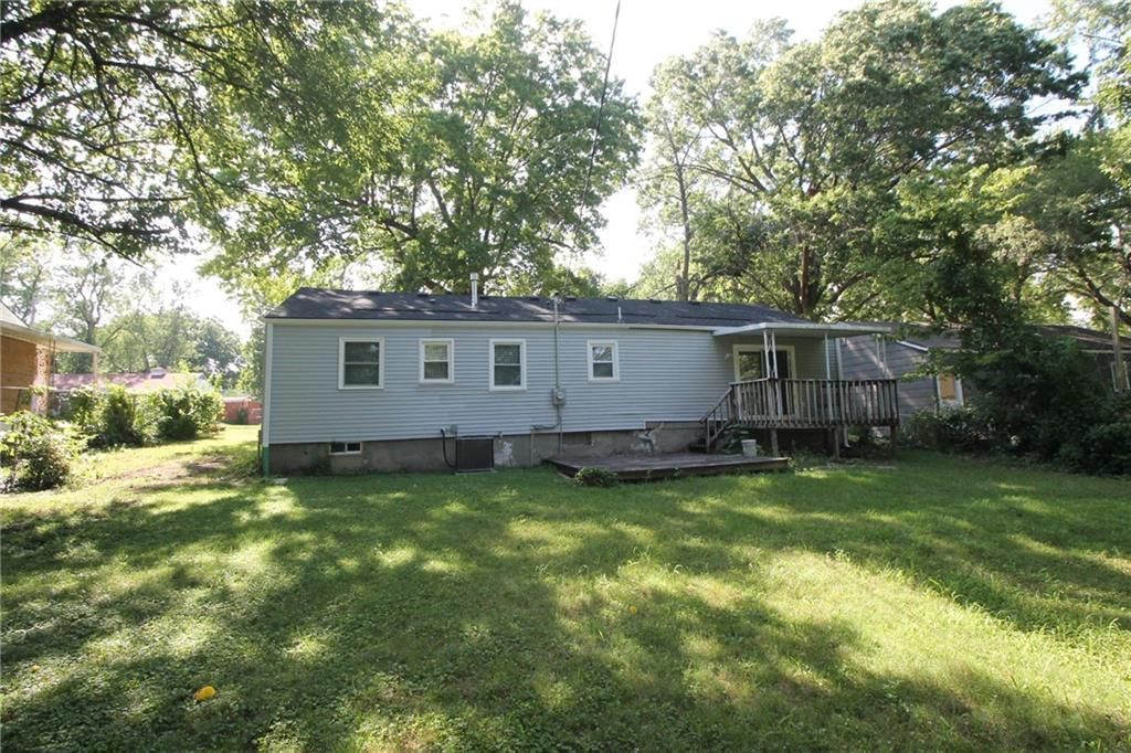 Photo 11 of 11 - 7225 Flora Avenue