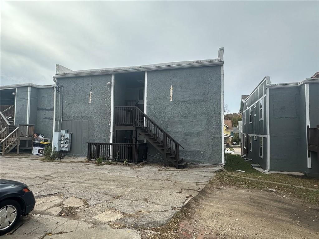 3315 Indiana Avenue — photo 2