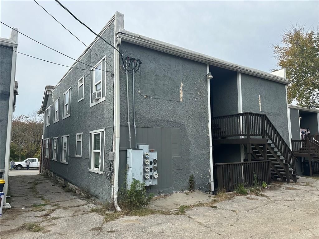 3315 Indiana Avenue — photo 3
