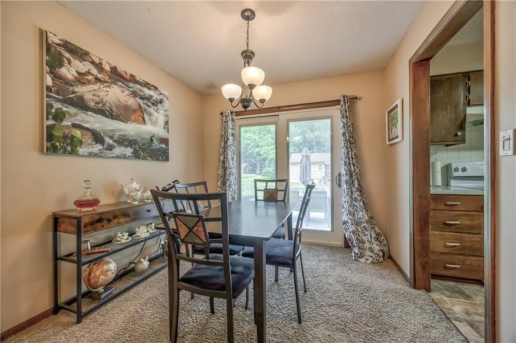 Photo 6 of 28 - 207 Highland Road