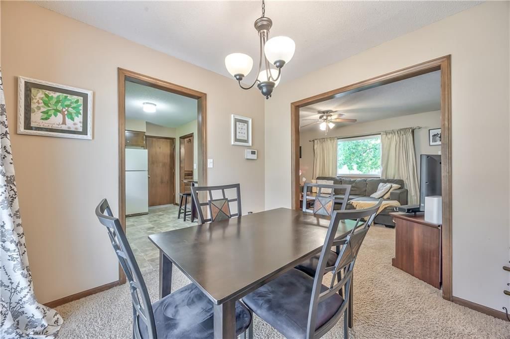 Photo 8 of 28 - 207 Highland Road