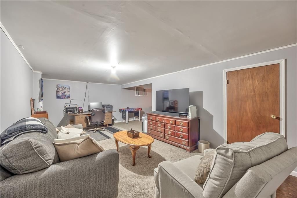 Photo 19 of 28 - 207 Highland Road