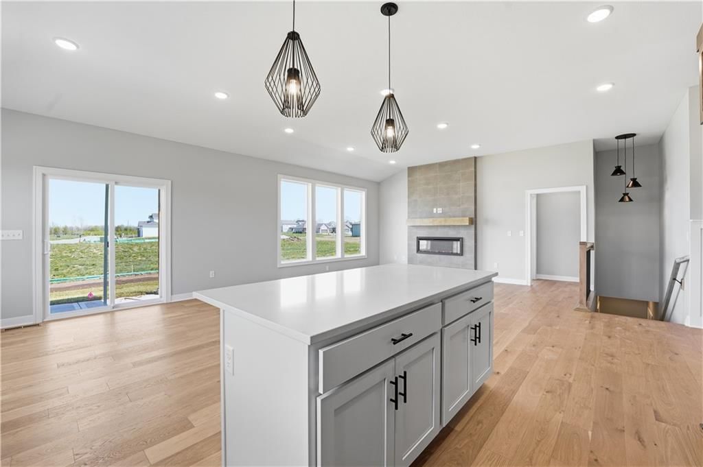 509 SW Newport Drive — photo 18