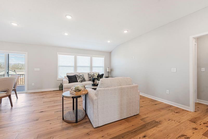 500 SW Chelmsford Drive — photo 13