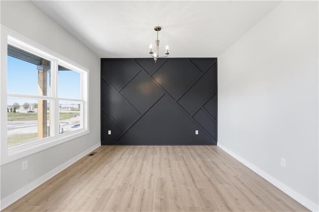 505 SW Newport Drive — photo 3