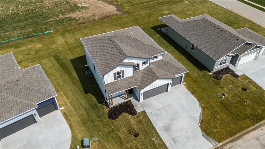 505 SW Newport Drive — photo 32