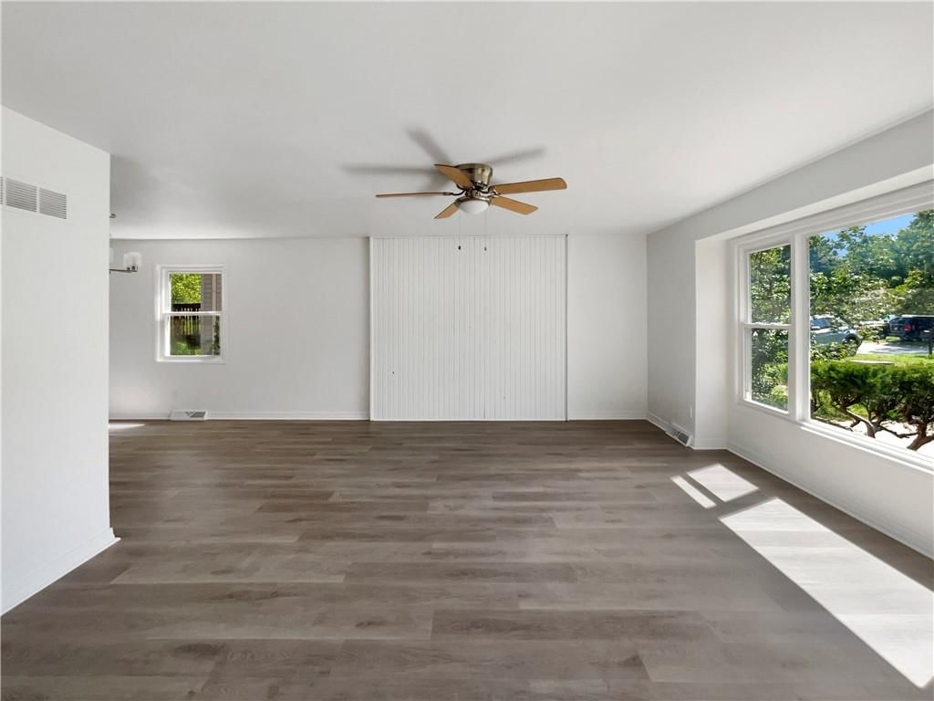 Photo 3 of 19 - 6700 NW 50th Street