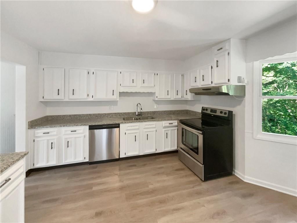 Photo 6 of 19 - 6700 NW 50th Street