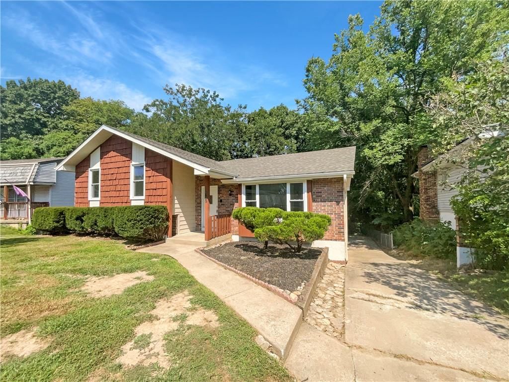 Photo 18 of 19 - 6700 NW 50th Street