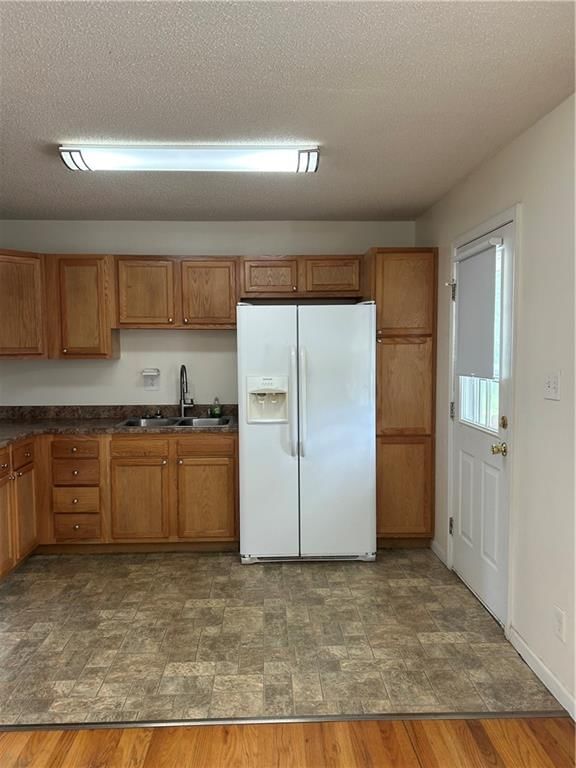 Photo 10 of 25 - 408 Fairlane Street