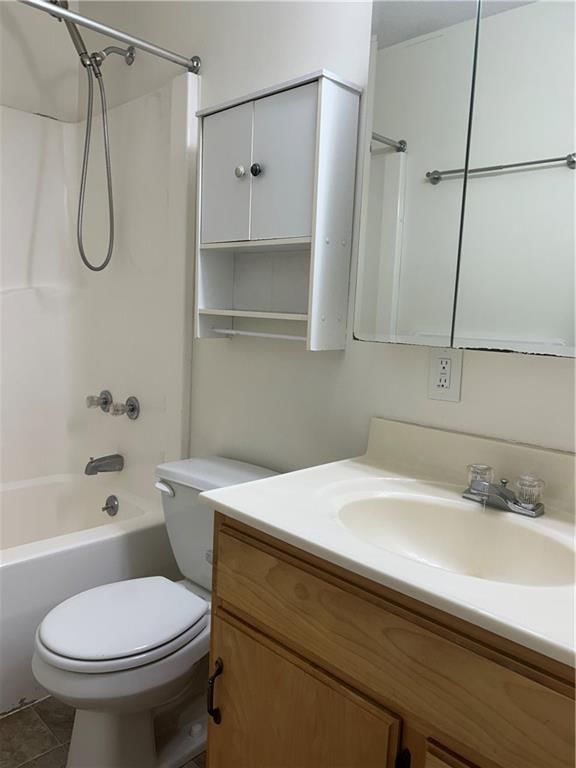 Photo 13 of 25 - 408 Fairlane Street